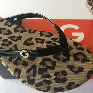 G by Guess Black/ Leopard Flip Flops with a gem logo topper Size 6